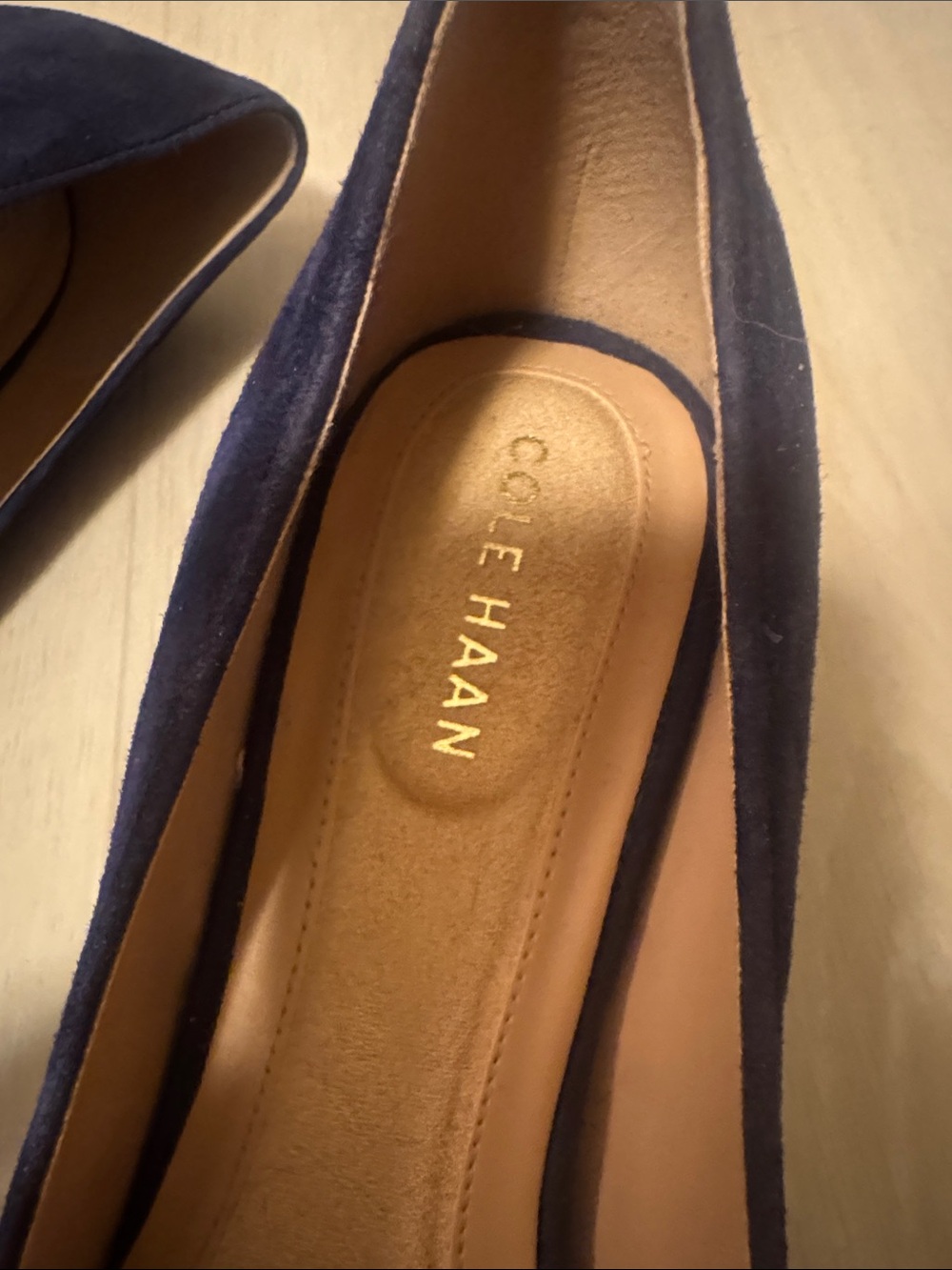 Cole Haan Go-To Shayla Navy Suede Block Heel Pumps Size 9 - Picture 4 of 6